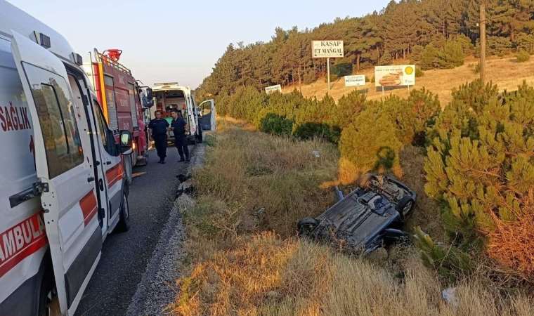 Uşak'ta uykusuzluk kaza getirdi... 2'si çocuk 4 kişi yaralandı!