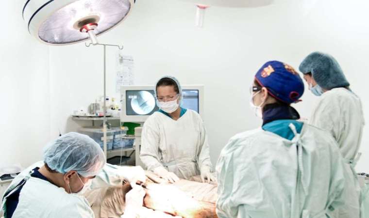 Uzmanı açıkladı: "Herkese boy uzatma ameliyatı yapılamaz"