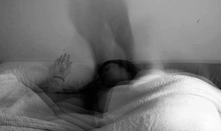 Uyku felci nedir, neden olur, nasıl tedavi edilir? (03 Ağustos 2023)