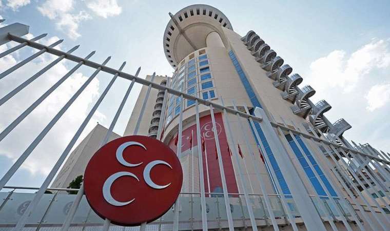 MHP Genel Merkezi, Bursa il yönetimini görevden aldı!