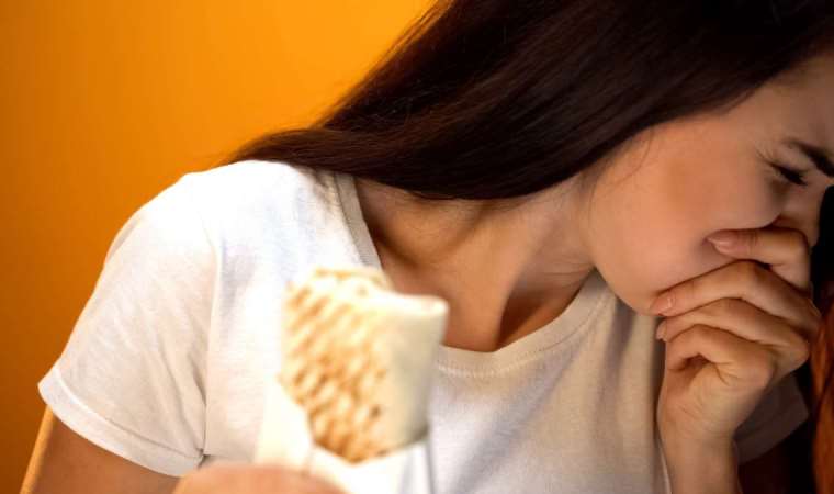 Uzmanlardan uyarı: 'Sıcak havalarda tüketilen tavuklarda salmonella riski olabilir'