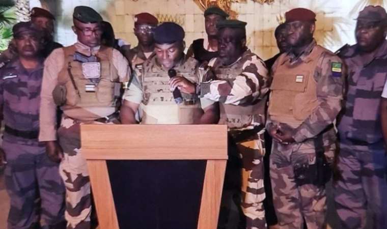 Son dakika: Afrika ülkesi Gabon'da darbe