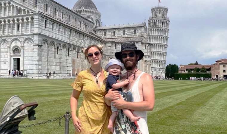 11 aylık bebek 23 ülke gezerek rekor kırdı