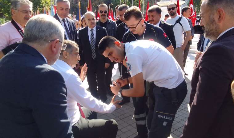 Çorum'da 30 Ağustos töreninde baro başkanı fenalaştı