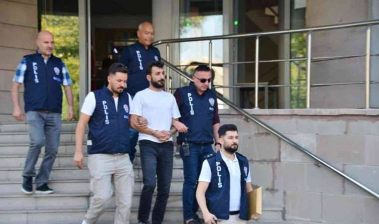 Skandallarını yazarımız ortaya çıkarmıştı...