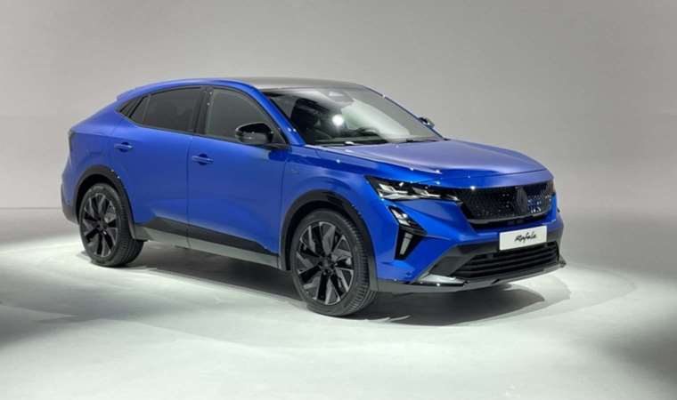 Renault'dan 1'i elektrikli 4 model geliyor: Rafale, Kangoo...