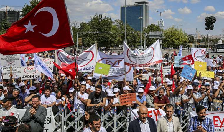 SGK'ye giden EYT'liler şok yaşadı...