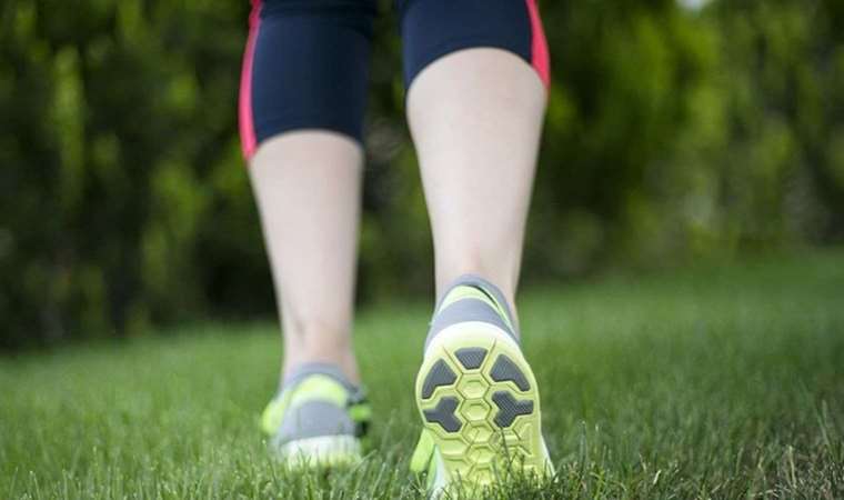 Yürürken ortaya çıkan batma hissine dikkat