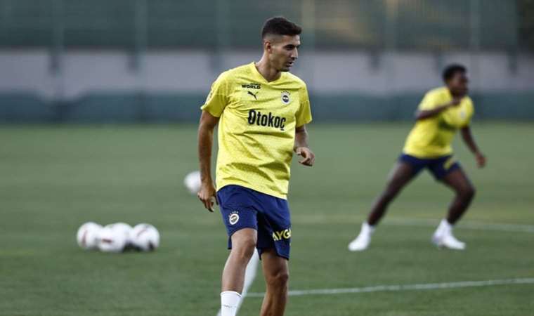 Fenerbahçe'de Mert Müldür ilk antrenmanına çıktı