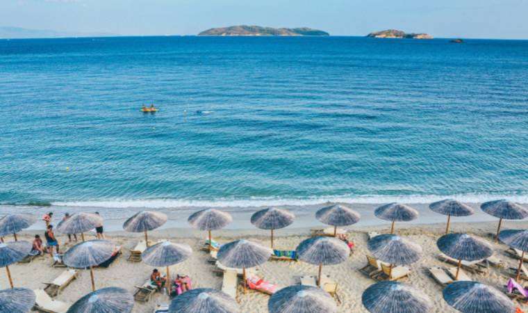 Şezlong emperyalizmine karşı havlu hareketi