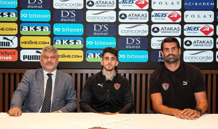 Atakaş Hatayspor, Ömer Faruk Beyaz için imza töreni düzenledi