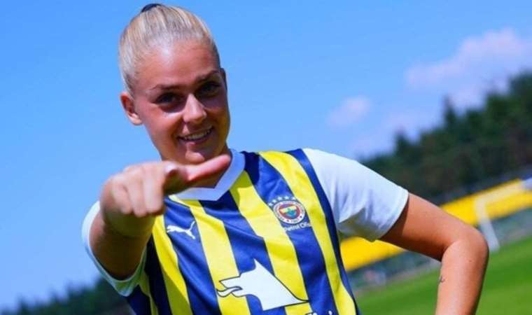 Fenerbahçe Kadın Futbol Takımı, Elisabeth Becker'i transfer etti