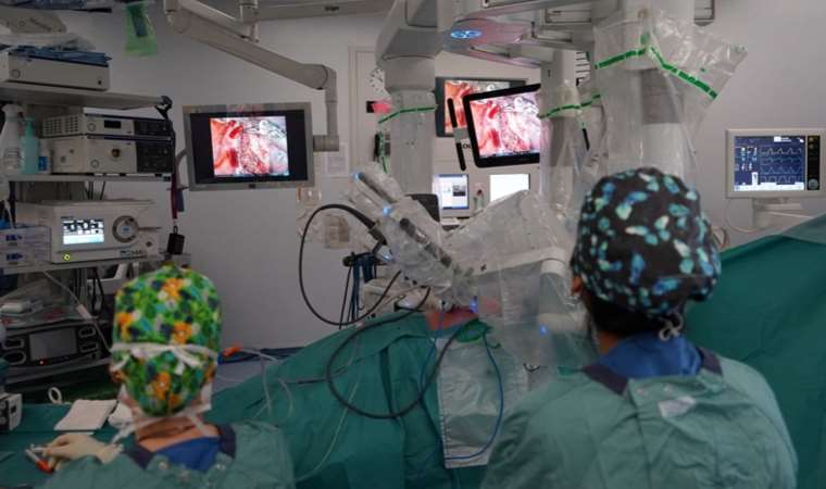 Diyarbakır’da 40 yaşındaki kadının rahminden 26 adet miyom çıkarıldı