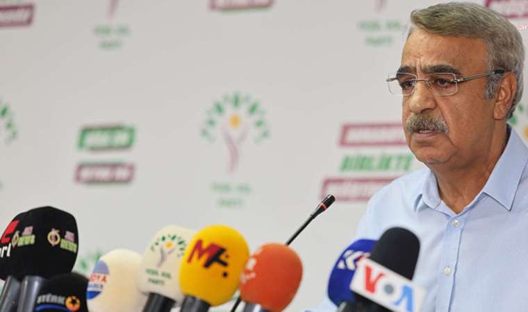 HDP'li Mithat Sancar açıkladı: 'Olağanüstü kongre kararı alacağız'