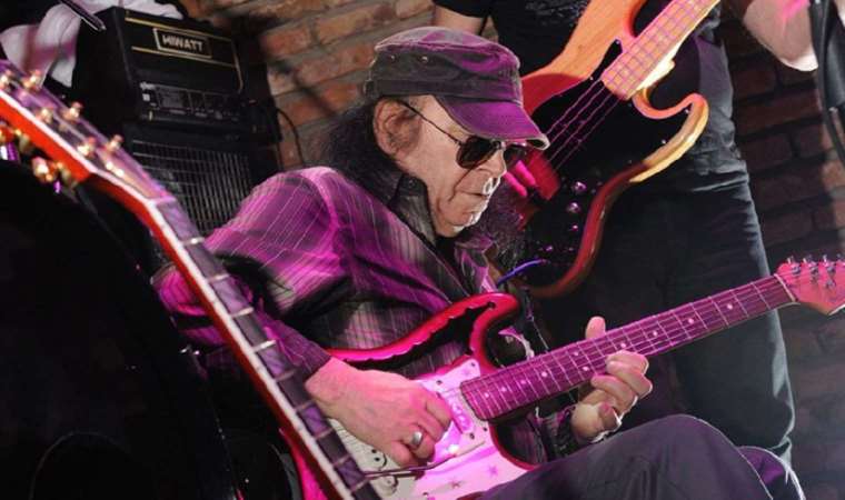 Son dakika... Anadolu rock müziğin efsane ismi Erkin Koray yaşamını yitirdi