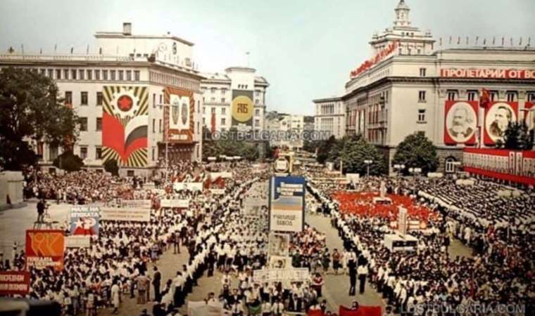 Bulgaristan'da halkın üçte biri komünist döneme özlem duyuyor