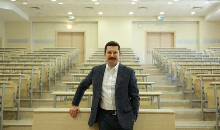 Akademisyen Eken, CHP Çankaya İlçe Başkanlığına aday