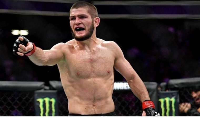 Ünlü dövüşçü Musk'ın koçluk talebini reddetti