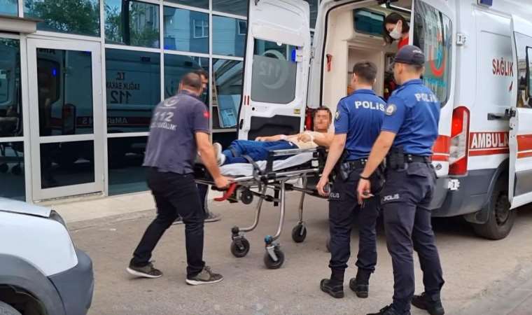 Dehşet anları... Gebze Adliyesi önünde bir yurttaş kendini ateşe verdi!