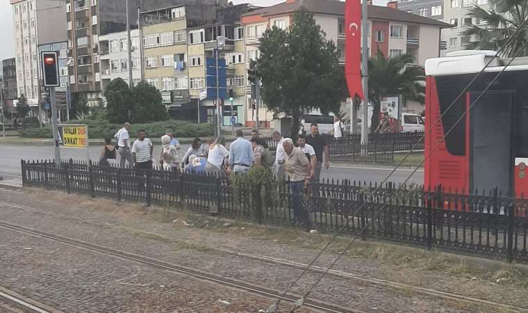 Korkutan anlar... Samsun'da seyir halindeki otobüsün yangın tüpü patladı!
