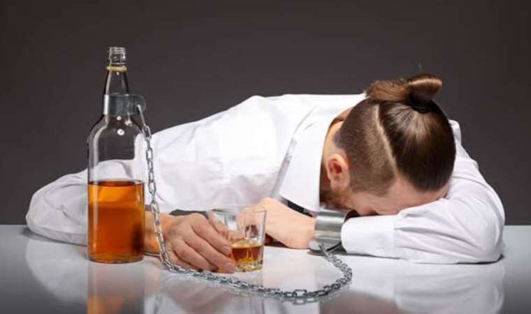 Alkol kullanımı sizi depresyona sokabilir mi? Alkol ve depresyon arasındaki ilişki