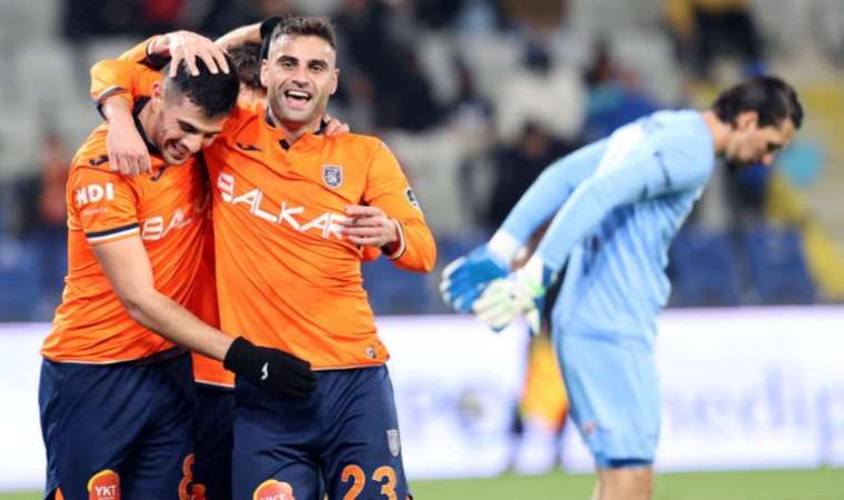 Beşiktaş'la anılıyordu: Başakşehir'den Deniz Türüç açıklaması