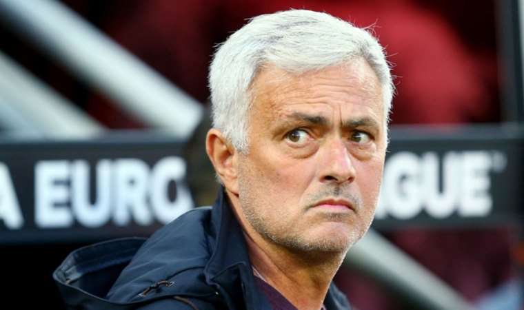 Galatasaray'ın Zeki Çelik transferine Mourinho engeli