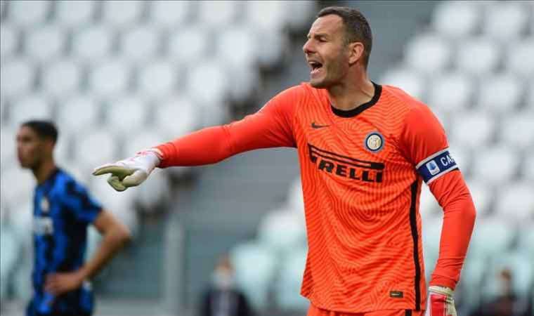 Samir Handanovic futbolu bırakıyor