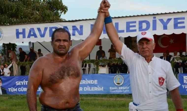 Mehmet Yeşil Yeşil başpehlivan oldu