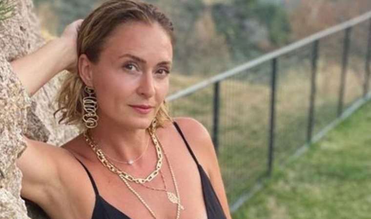 Ceyda Düvenci hastaneye kaldırıldı