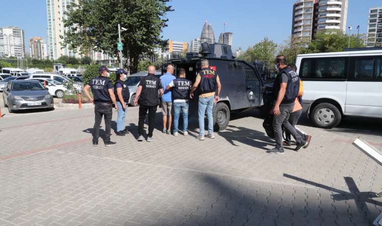 Mersin'de PKK, IŞİD ve FETÖ'ye eş zamanlı operasyon: 3 tutuklama