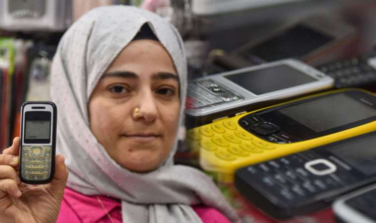 'Tuşlu telefon' dönemi geri mi geliyor? Kullanıcısı artınca hurdası bile para etti...
