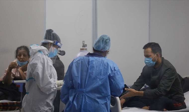 Hindistan'da son dönemde ortaya çıkan Nipah virüsü yeni küresel salgın endişesi yarattı