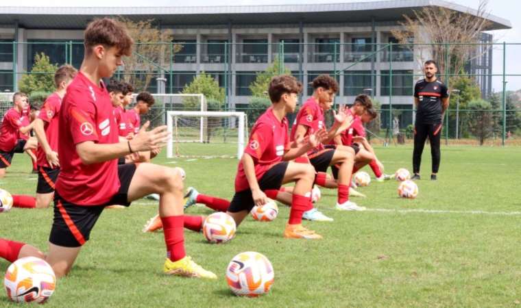 Selçuk Erdoğan: '2009 kuşağını çok iyi takip edin'