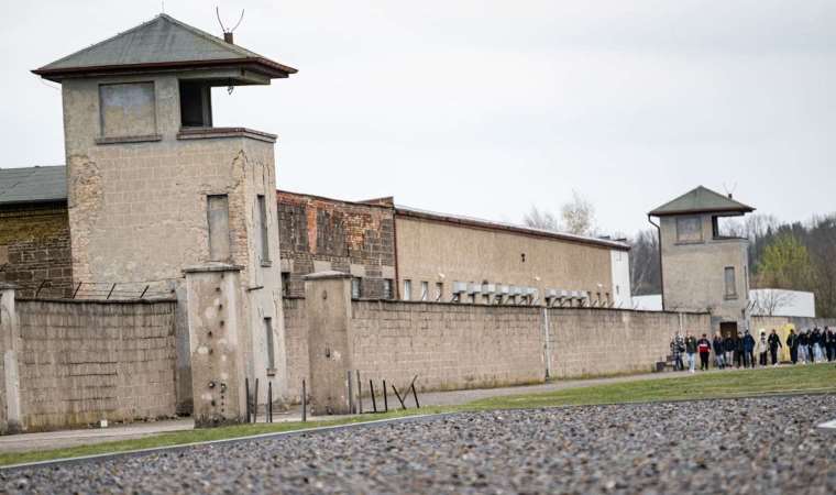 98 yaşındaki eski Nazi toplama kampı gardiyanı yargılanacak