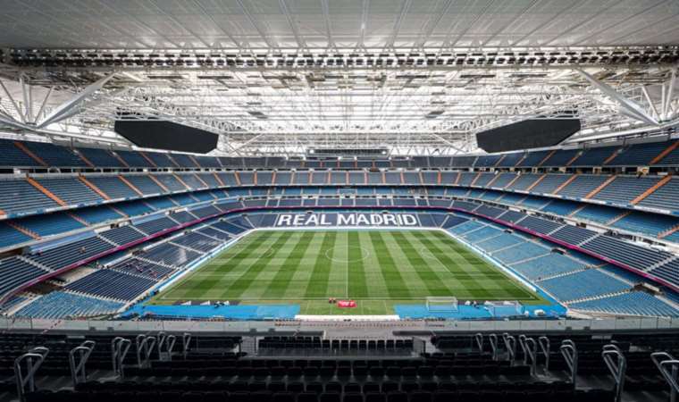 Real Madrid, yenilenen Santiago Bernabeu'nun son halini paylaştı
