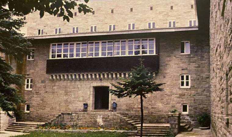 Bir Cumhuriyet mülkü yağması