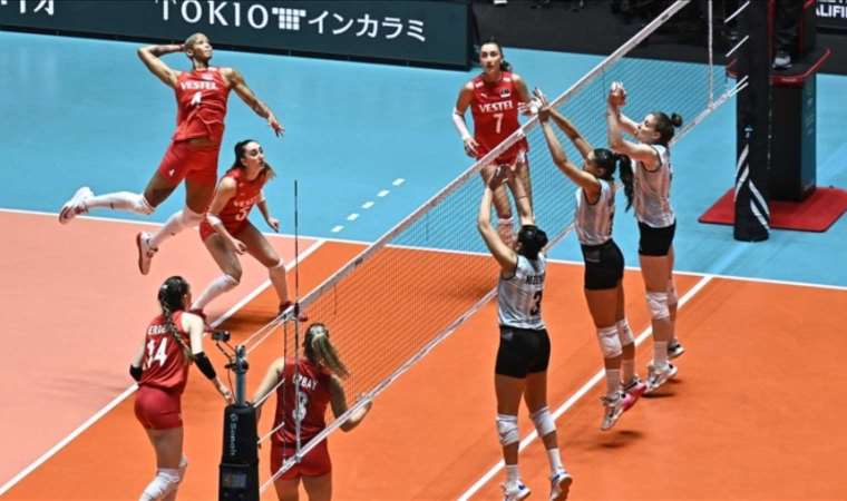 Turkish women's volleyball team beat Argentina in Olympic qualifiers
