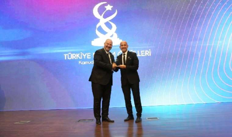 Konak Belediyesi’ne Bilişim Derneği'nden e-Belediyecilik ödülü