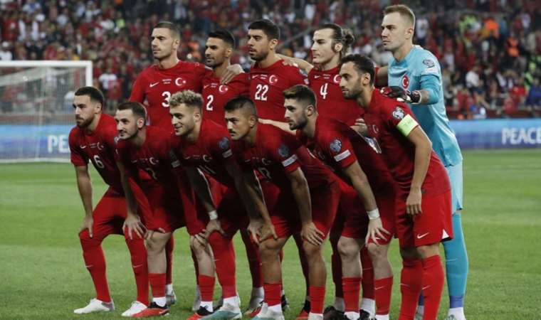 FIFA dünya sıralamasını güncelledi... Türkiye'nin yeri değişti!