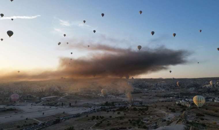 Kapadokya'da yangın.. Dumanlar gökyüzünü kapladı!
