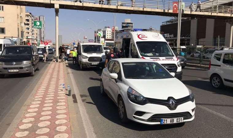 Diyarbakır'da zincirleme kaza: 4 yaralı