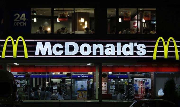 McDonald's'tan 30 yıl sonra bir ilk! Franchise bedelini artırdı
