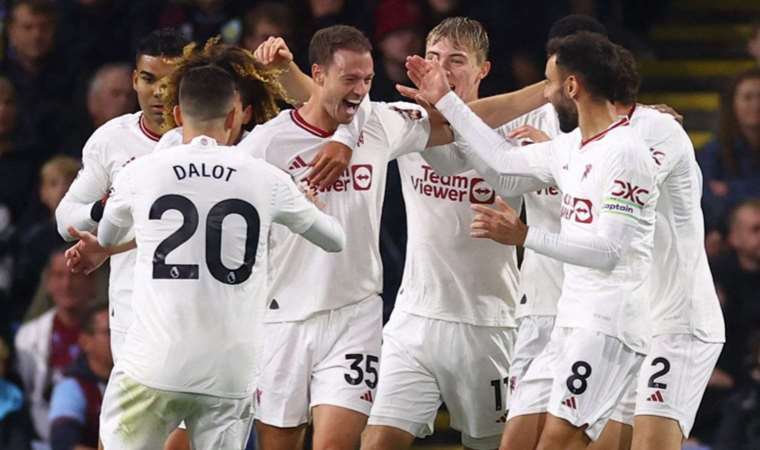 Galatasaray'ın rakibi Manchester United, kötü gidişe dur dedi!