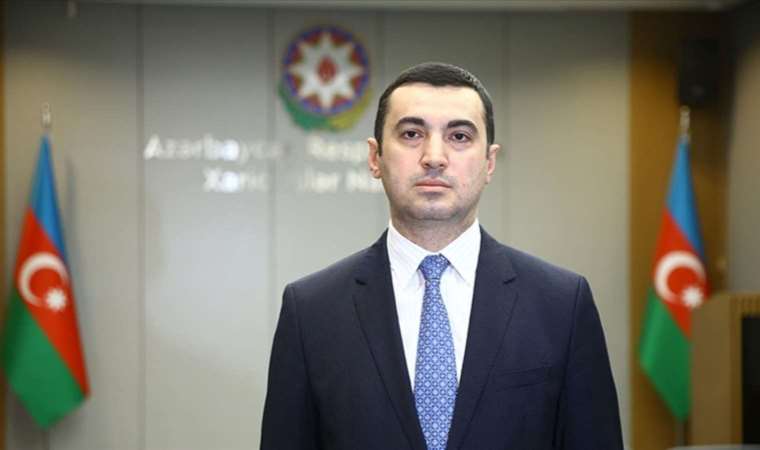 Azerbaycan, Macron'un Ermenistan yanlısı açıklamalarına tepki gösterdi