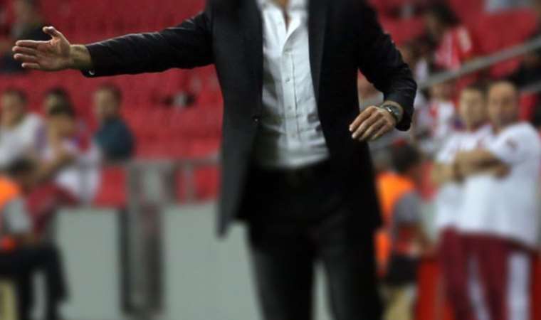 Son Dakika: İstanbulspor'da Fatih Tekke dönemi resmen sona erdi