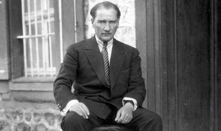 Mustafa Kemal Atatürk'ün müziğe duyduğu sevgi ve şarkıların özel yeri: İşte Atatürk'ün en sevdiği şarkılar