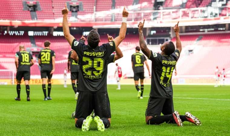 Olaylar sebebiyle yarım kalmıştı... Feyenoord, Ajax'a acımadı!