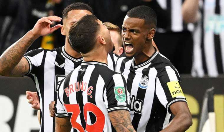 Newcastle, Manchester City'i kupada saf dışı bıraktı