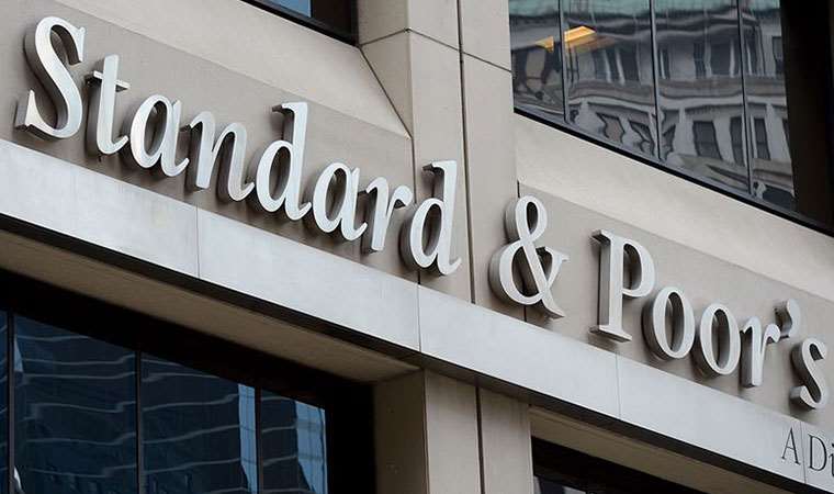 Piyasalarda gözler Standard and Poor's'un kararına çevrildi